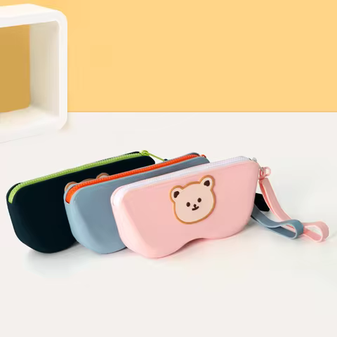 Bear Silicone Zipper Glasses Bag Sunglasses Storage Protective Cover Hanging Bag For Women Girls Waterproof Glasses Box