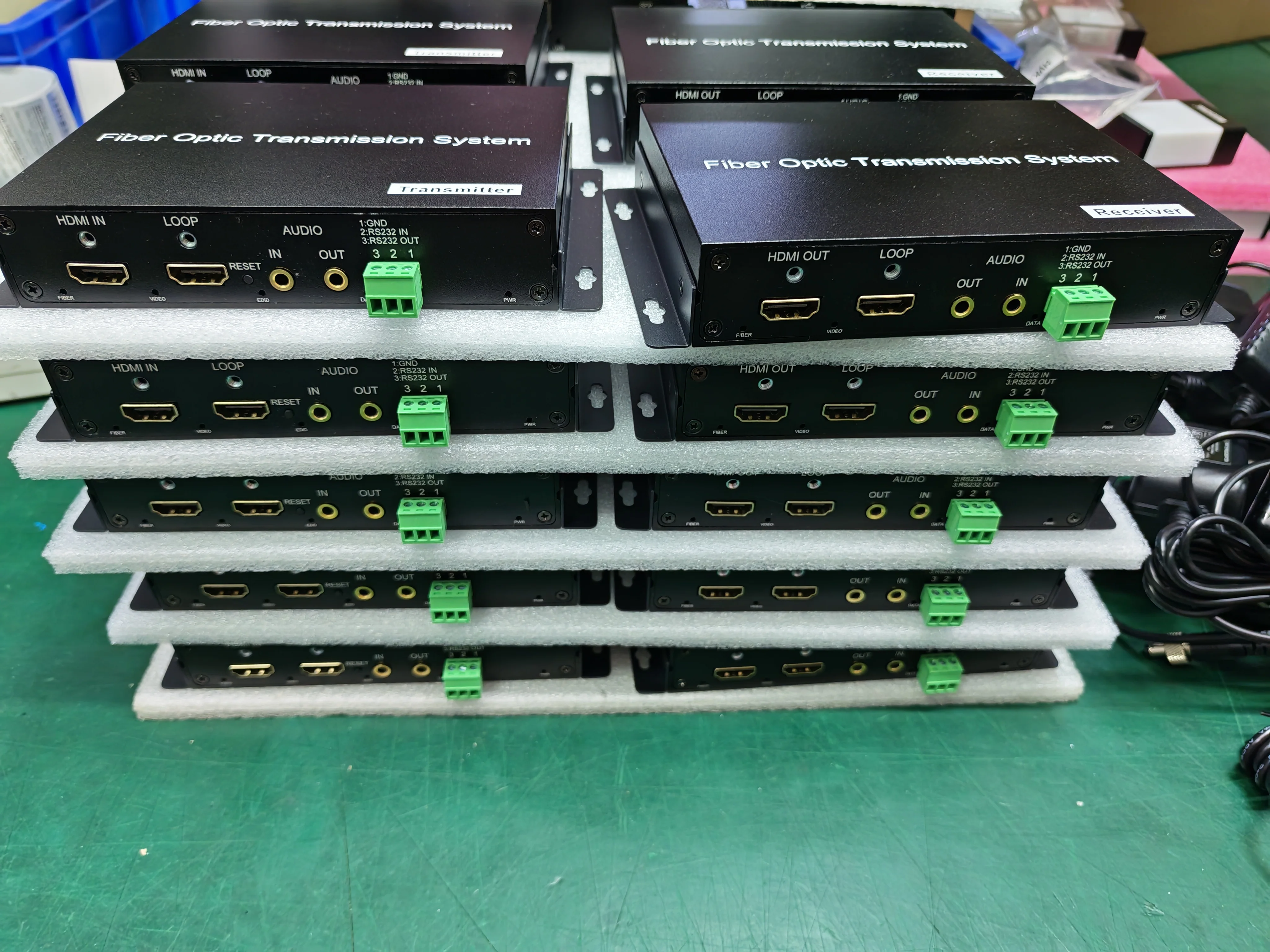 RS232 Data HD MI Video 4K60Hz in  with Loop out 3.5MM Audio  RS232 to lc 10km  sfp module  Fiber Optic Converter