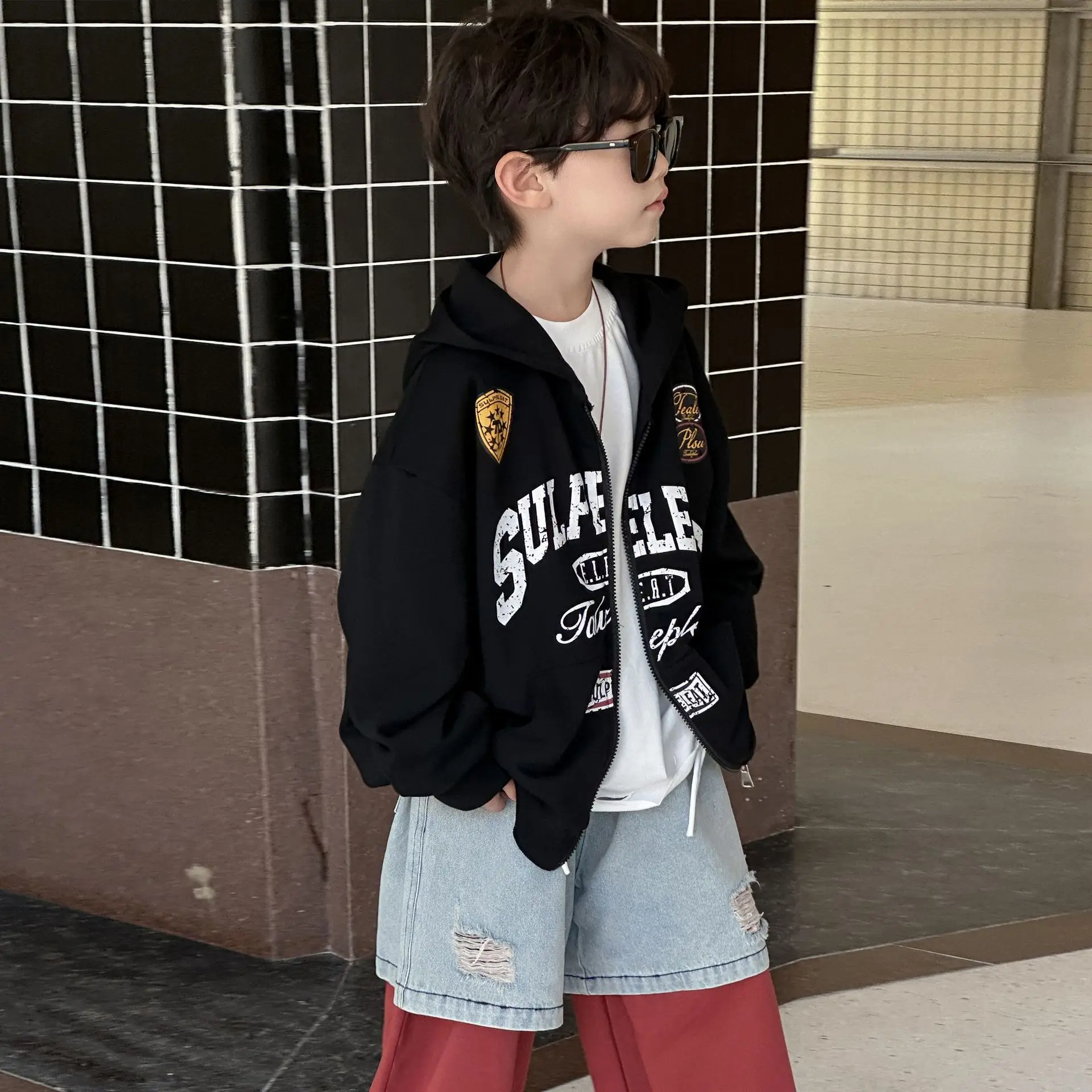 

Children's Letter Hooded Jacket Spring and Autumn 2025 New Boys' Casual Sportswear Children's Long-sleeved Trendy Cool Top