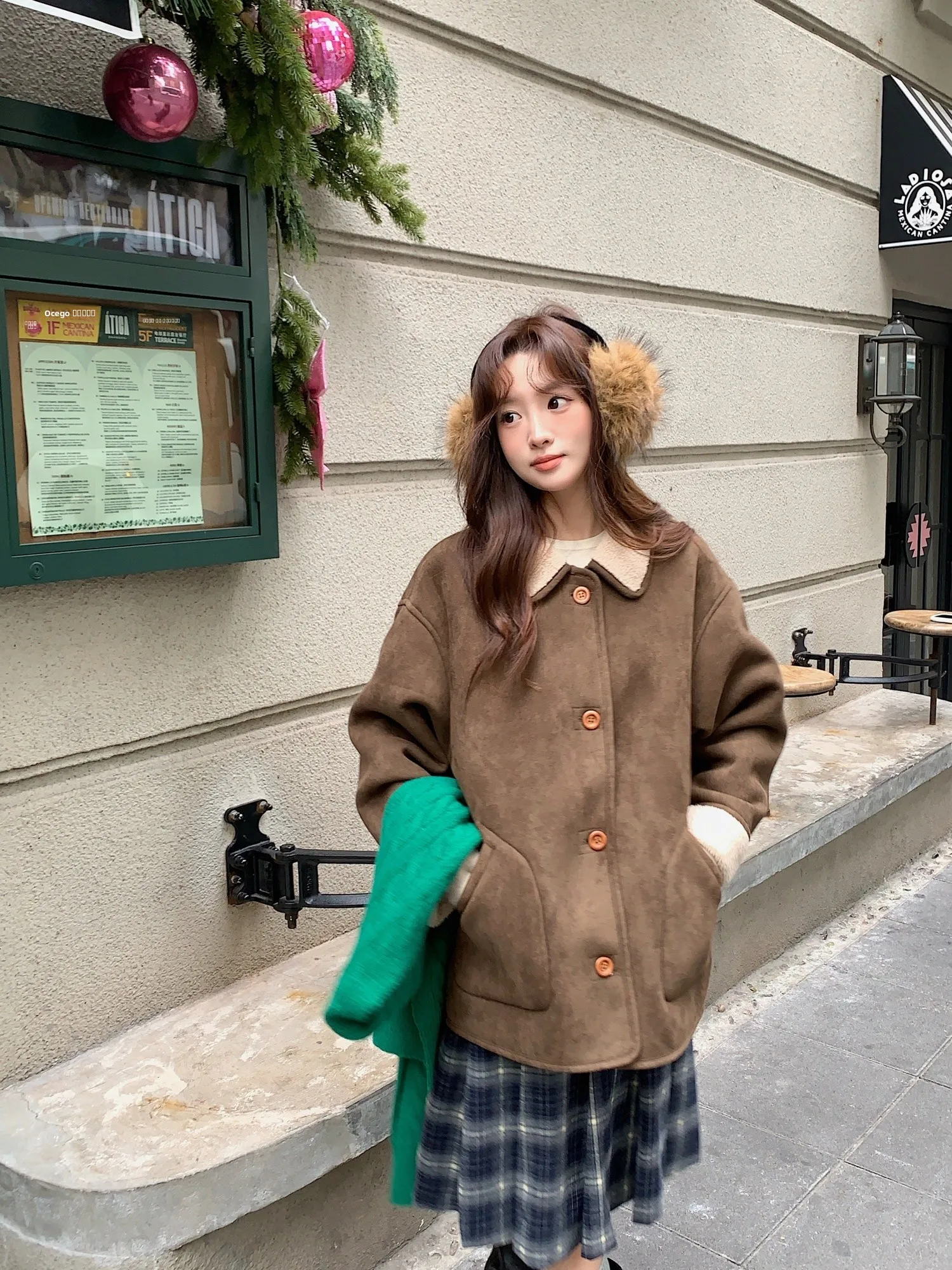 

Ladies' Faux Lamb Fur Collar ort Jaet 2025 Winter New Sle Korean Casual Retro Straight Tube Fur Coat Warm Thi Long Sl...