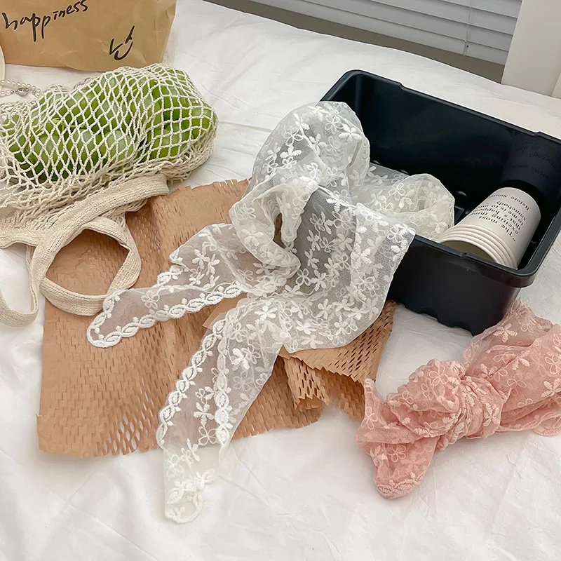 

Японский и корейский милый маленький свежий кружевной треугольный шарф, женский платок с листьями для путешествий, новинка весны и лета