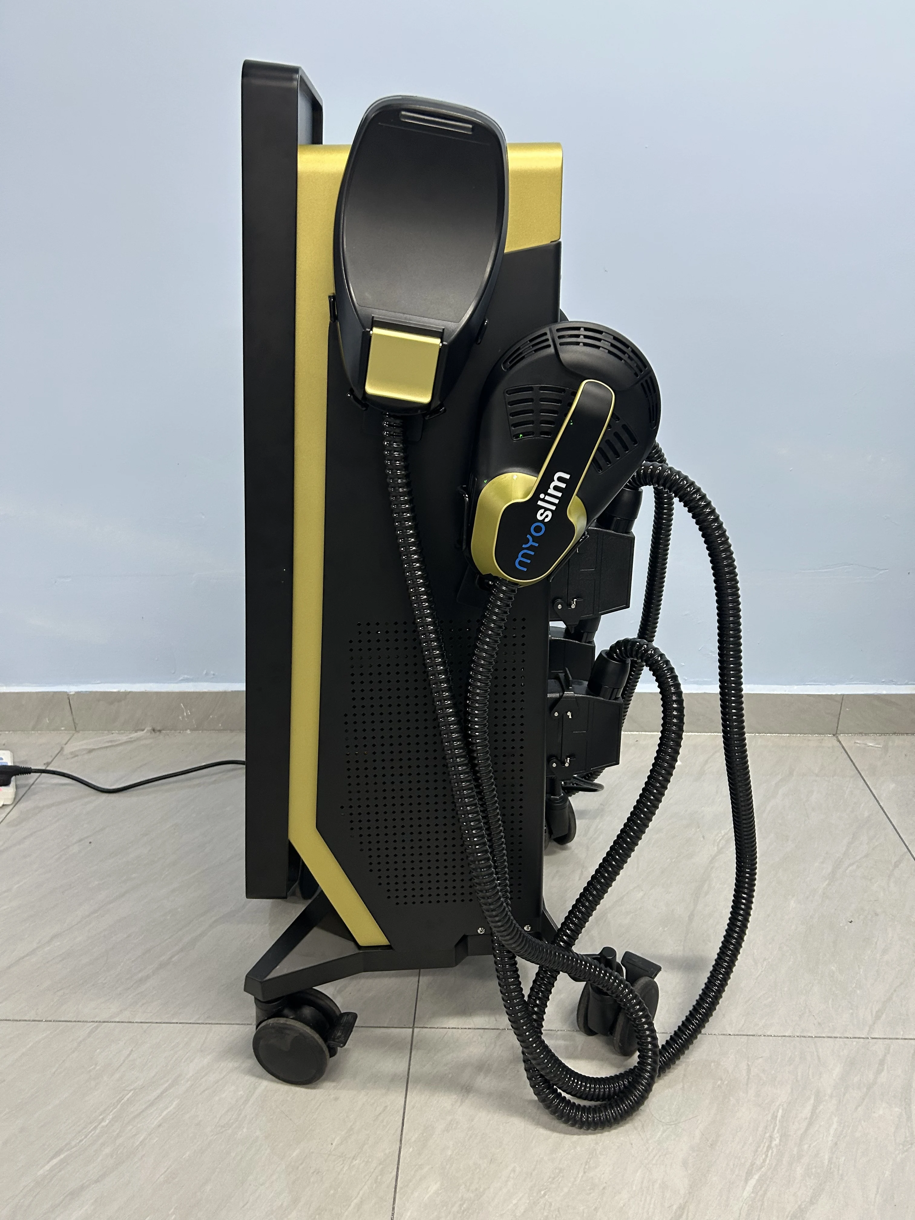 آلة نحت الجسم EMS مع 4 مقابض لتقليص العضلات القوي وتقليل الدهون وعلاج التخسيس الاحترافي #5