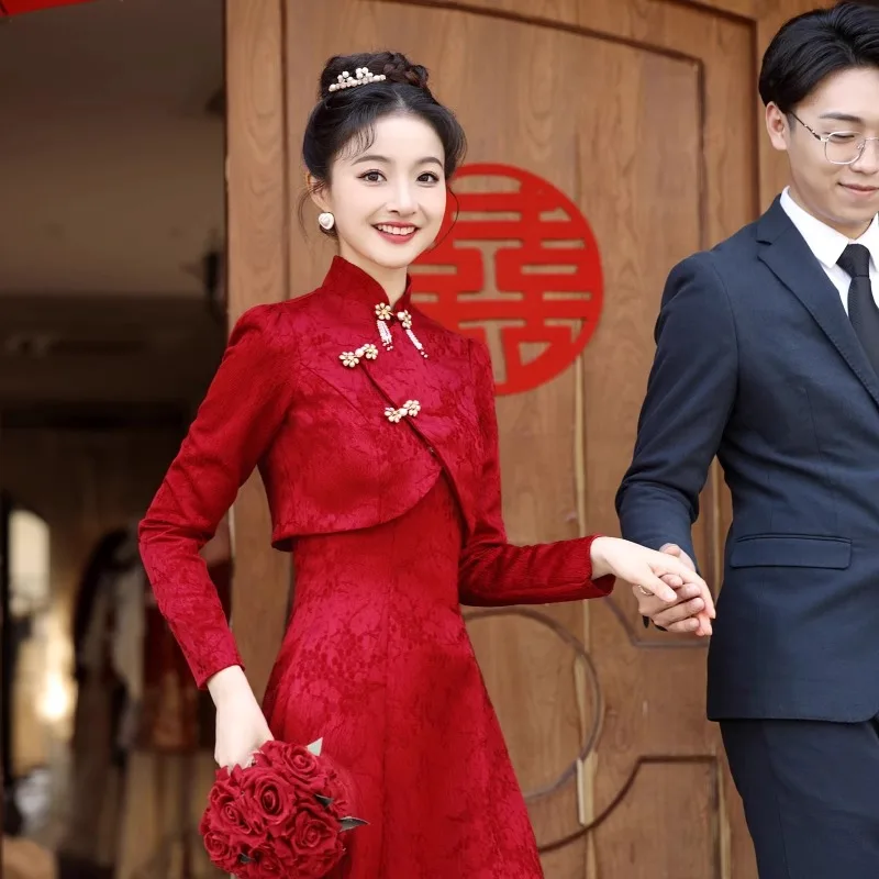 新しい中国風のチャイナドレストーストドレス女性の結婚式赤い婚約母親の家スーツに戻る