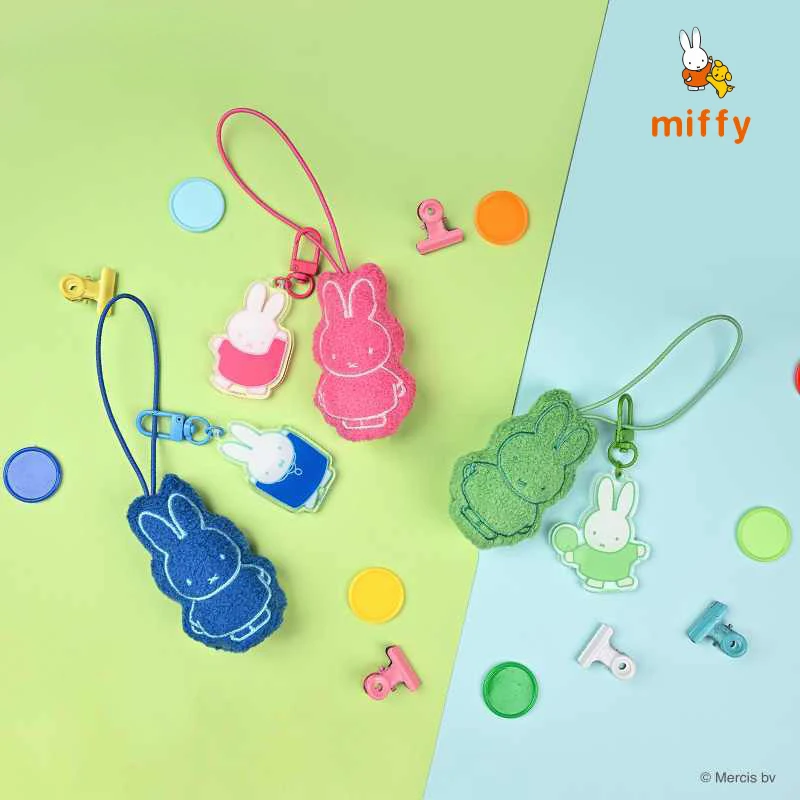 Kawaii Miffy nouveau porte-clés dessin animé en peluche brodé acrylique pendentif sac à dos Dopamine Anime accessoires parfait cadeau d'anniversaire