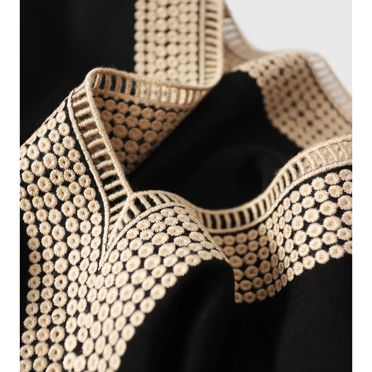 Hollow Embroidered Silk T-shirt Stretch Satin Fashion Graceful Collar Small Top Black Women's Clothing