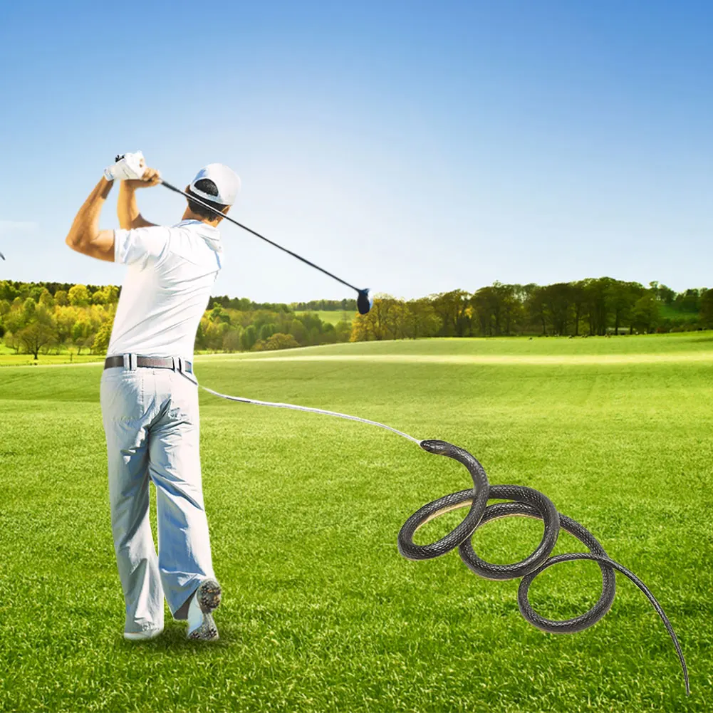 Scherzo di serpente da golf con cordino e clip Serpente su una corda Puntelli di scherzo Serpente di gomma realistico per gli amici provocanti