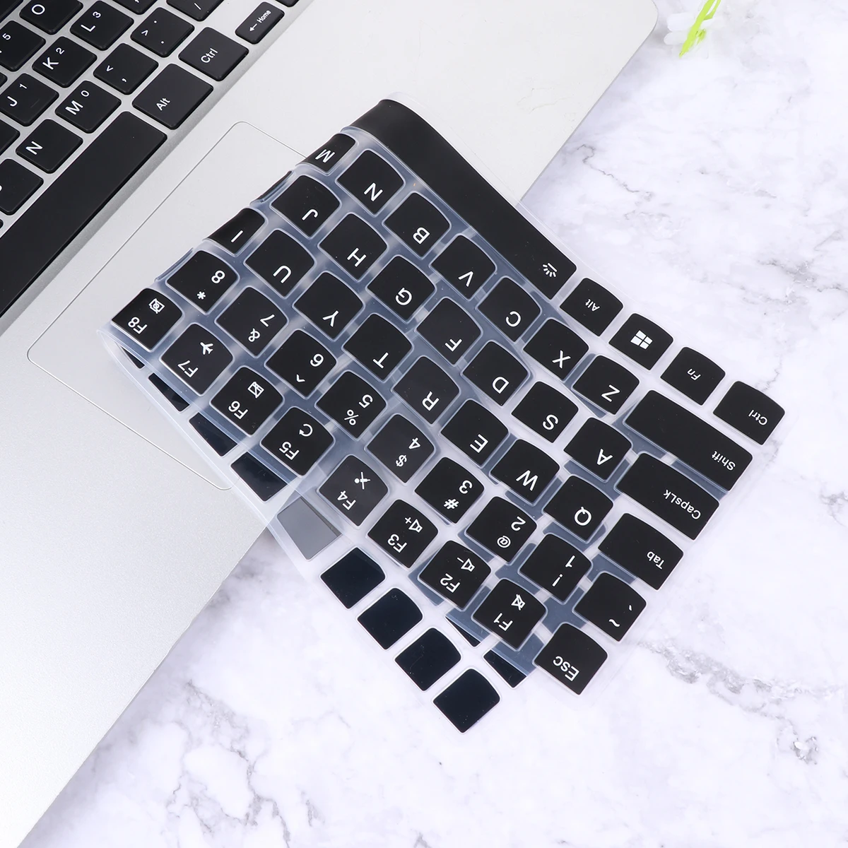 

3Pcs Keyboard Cover Silicone Protective Film Dustproof Thin Breathable Keyboard Protector for Laptop 15.6 Inches R720
