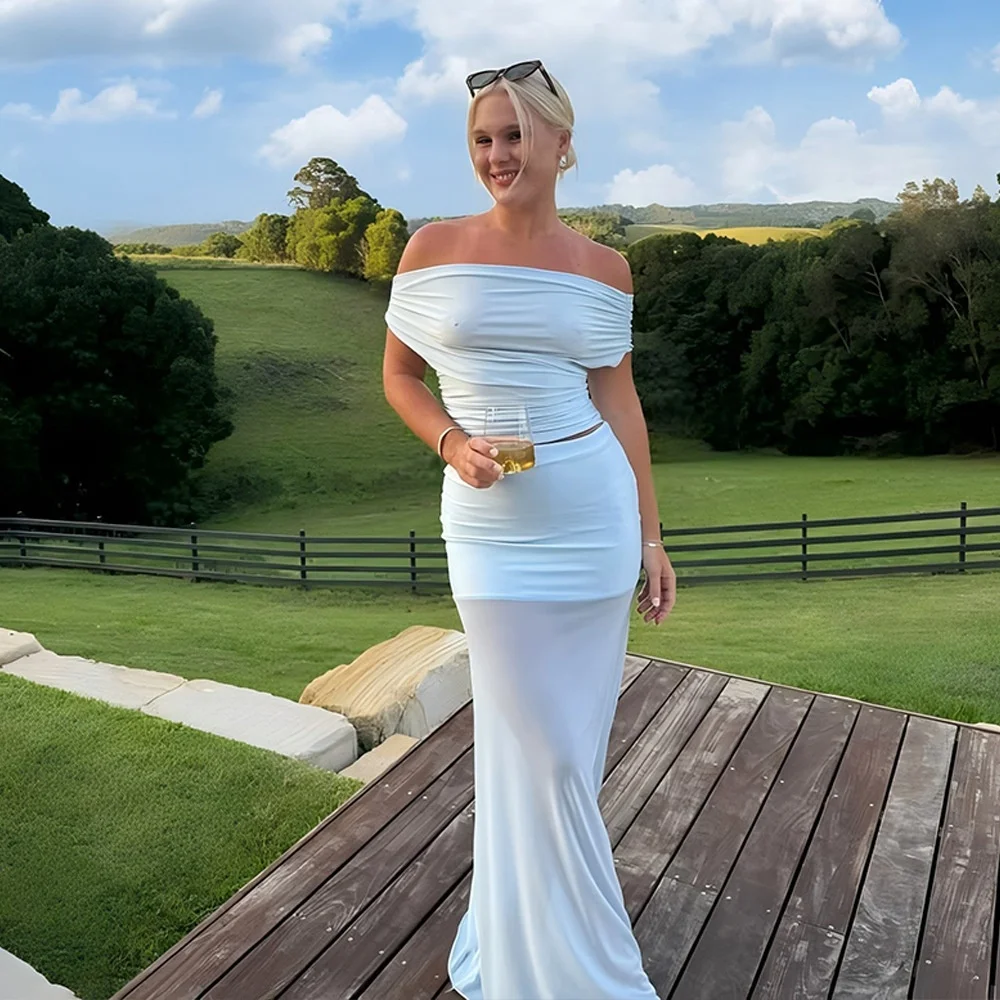 

Модный сексуальный летний комплект из двух предметов: кружевной топ на одно плечо с плиссировкой и длинная юбка. Элегантный наряд для женщин.