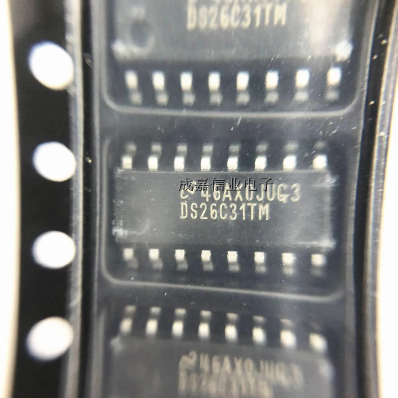 10pcs/Lot DS26C31TMX SOP-16 DS26C31TM RS-422 Interface IC CMOS QUAD TRI-STATE DIFF LINE DRVR Operating Temperature:- 40 C-+ 85 C