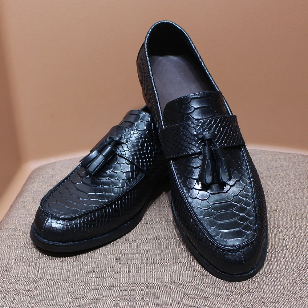 Men\'s Tassel Loafers Cow Leather Luxury Snake Print Slip on Wedding Party Dress Shoes for Men Comfortable Office Casual Loafers