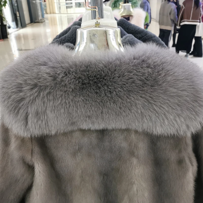 Women\'s winter fashion 100% mink fur whole skin jacket warm natural fox fur collar leather jacket high quality luxury coat