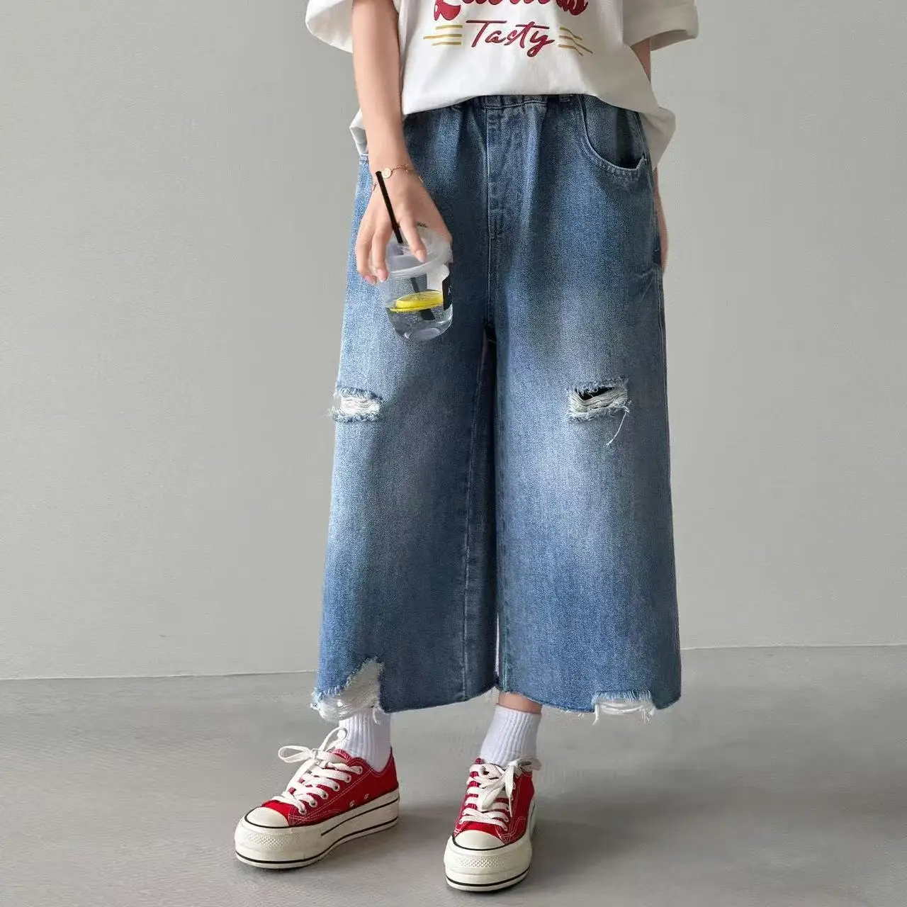 Summer Capri Denim PantsStreet Style Children Distressed Ripped Mid-Calf Jeans For Girl Cotton Spandex Kids Wide Jeans Trousers