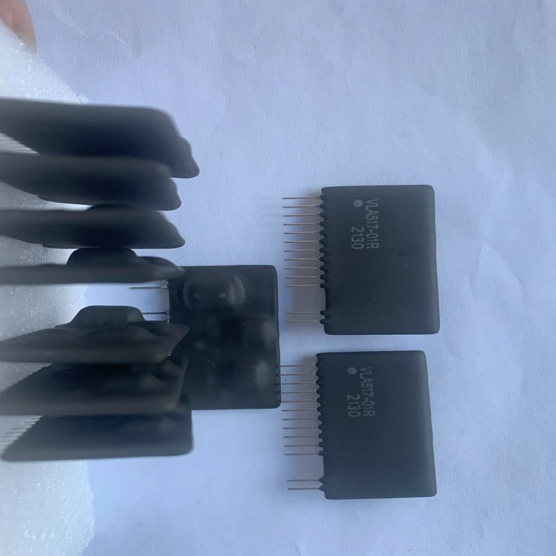 5PCS -20PCS  VLA517-01R HYBRID IC IGBT Module Drive Switching, Short-circuit protection ZIP13 New Original