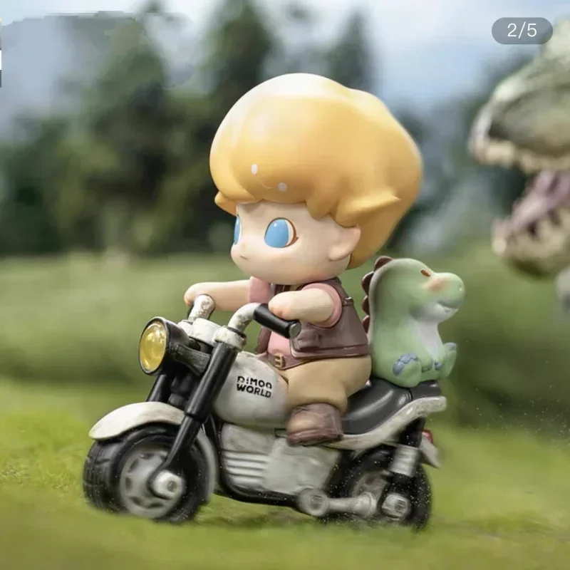 

Original DIMOO Motorcycle Run Action Figure Jurassic Dinosaur Blister Package Amusement Park Exclusive Art Collection Toy Boy