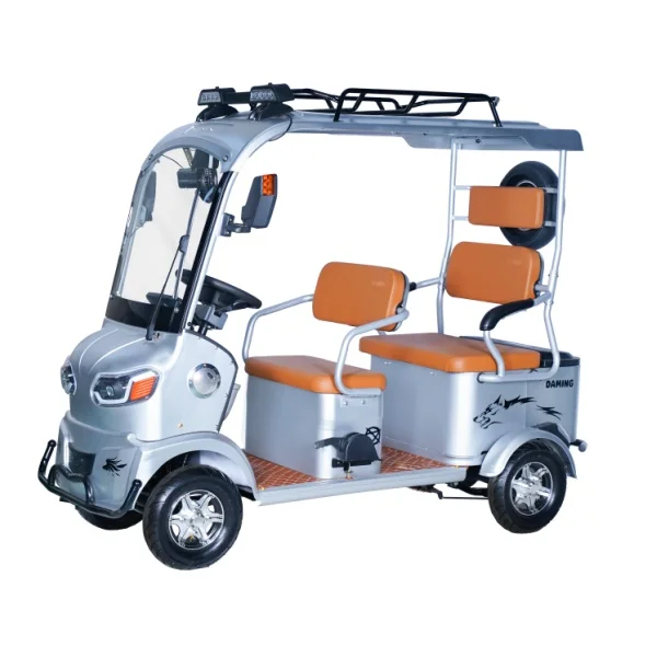2025 New 4-Seater Electric Utility Vehicle Family Friendly Electric Four-Wheel Golf Cart with LED Lights for Outdoor Use