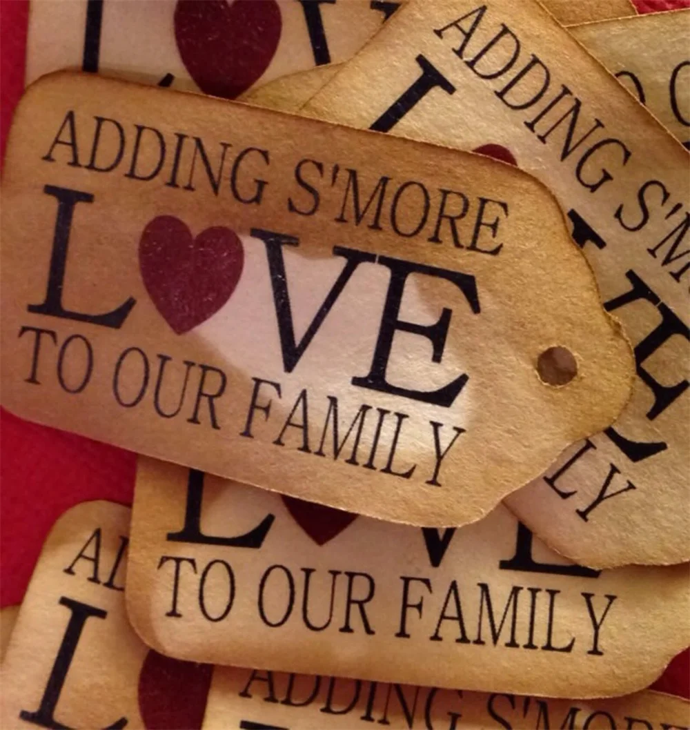 50 pezzi di aggiunta personalizzata S'More Love to our Family 50 piccole etichette per bomboniere da 2"