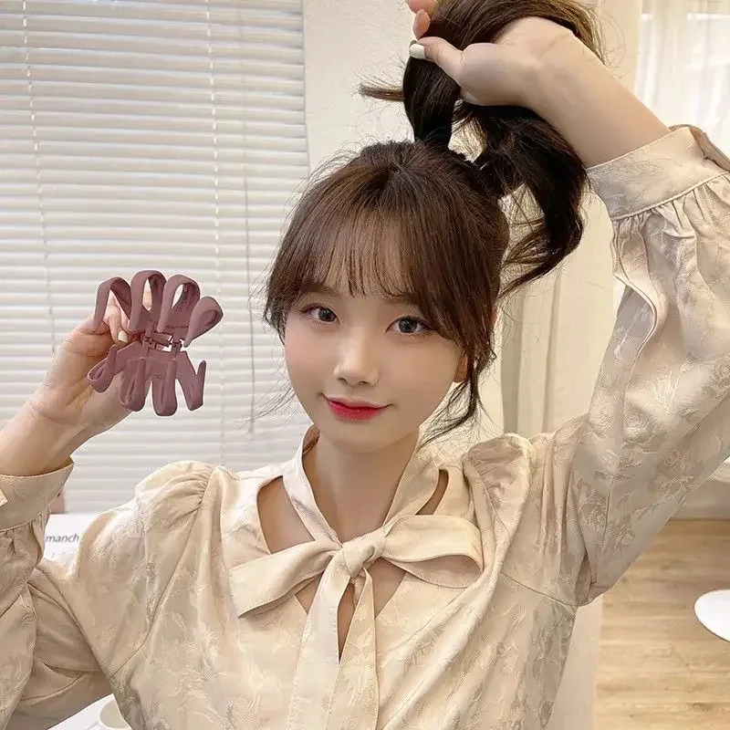 

New Flower Small Claw Clip For Women Girls Hair Clips Matte Claws Clips Thin Hair No Slip Hairs Clip For Short Hair Styling Tool