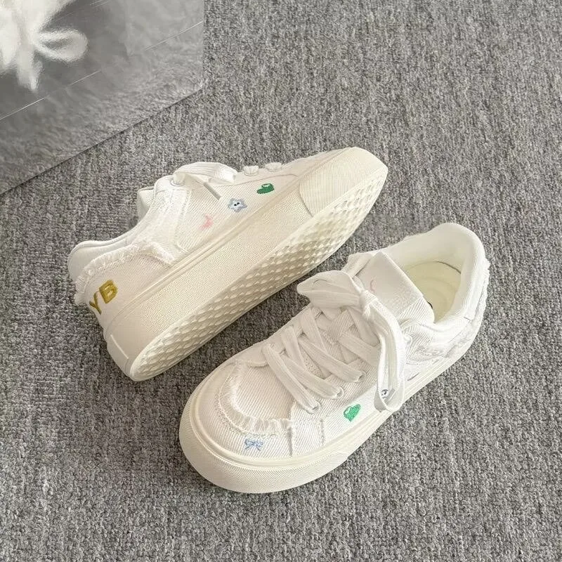 2026 New Spring/summer Canvas Shoes for Women - Versatile Shoes To Pair with Skirts, Unique Bread Shoes, Skate Shoes