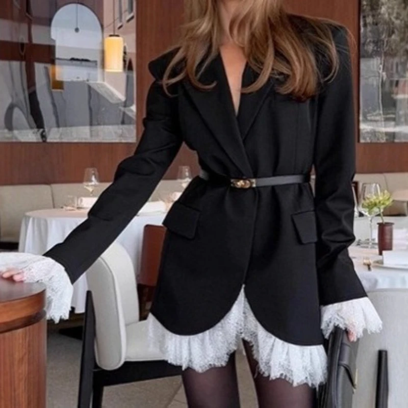 

Women's Fashion Lace One Button Thin Blazer Loose V-neck Full Sleeve Shoulder Pads Black Jacket 2025 Autumn High Street Outwear