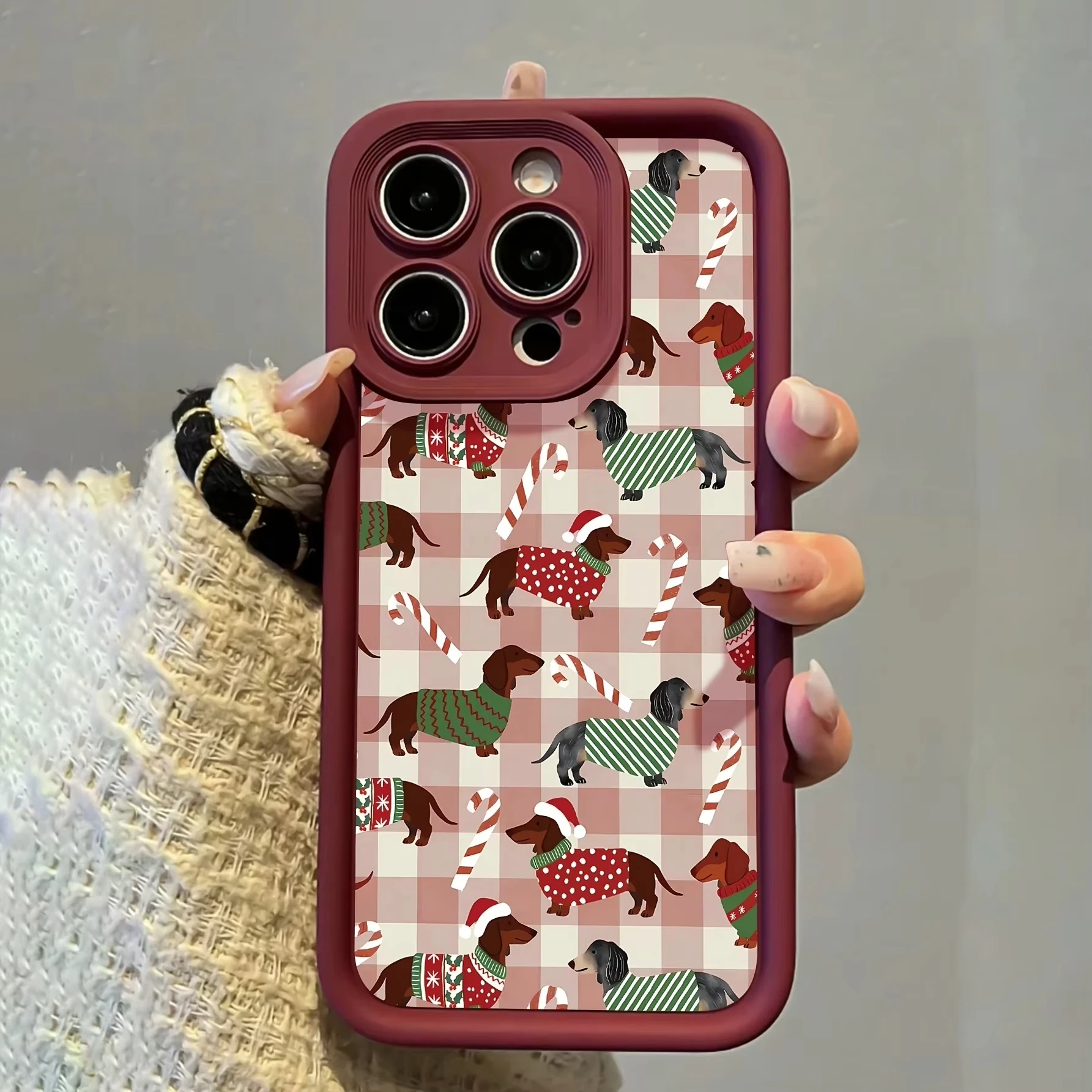 

Чехол для телефона с принтом рождественской колбасы и собаки для iPhone 17 16 Pro Max 15 14 Plus 11 12 13 Pro Max X XS Max XR 17 Air 16E Soft Cover