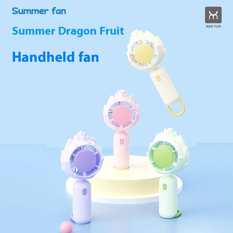 

Ручной вентилятор Summer Dragon Fruit, трехскоростная энергия ветра, длительный срок службы батареи, можно держать и стоять, портативная зарядка через USB