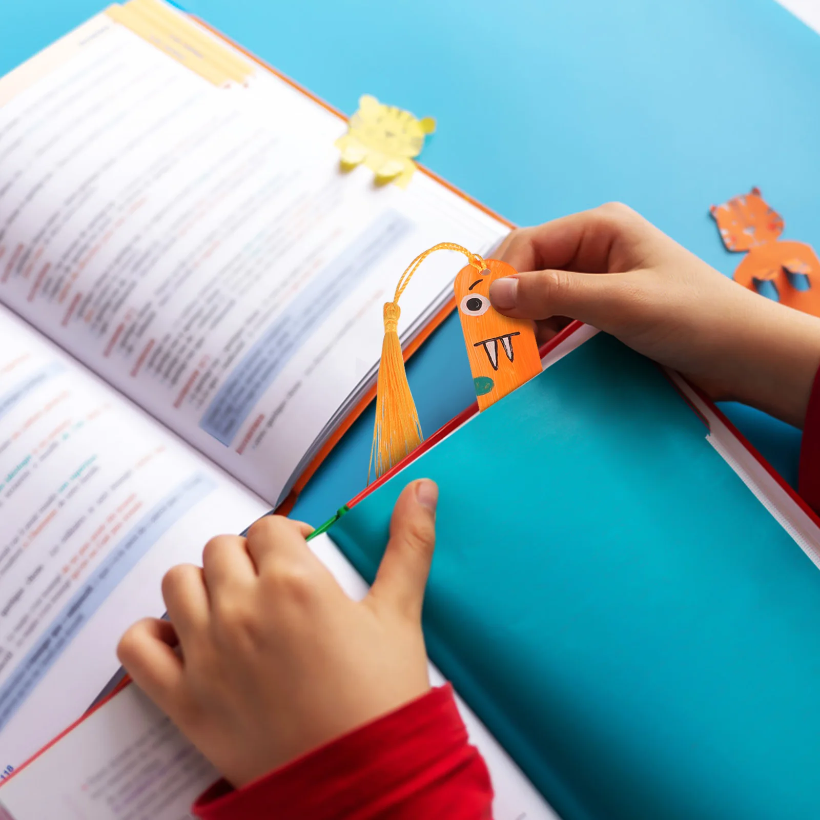 30 Sets Acrylic Blank Bookmarks Craft Kits Clear Transparent with Colorful Tassels for Customizing PagesMarkers Graduation Gifts