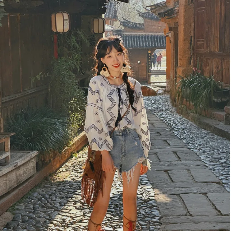 

Retro Heavy Embroidery Belted Lantern Sve Long Sve Oversized Loose Fit Head over irt Women's Spring Summer Top