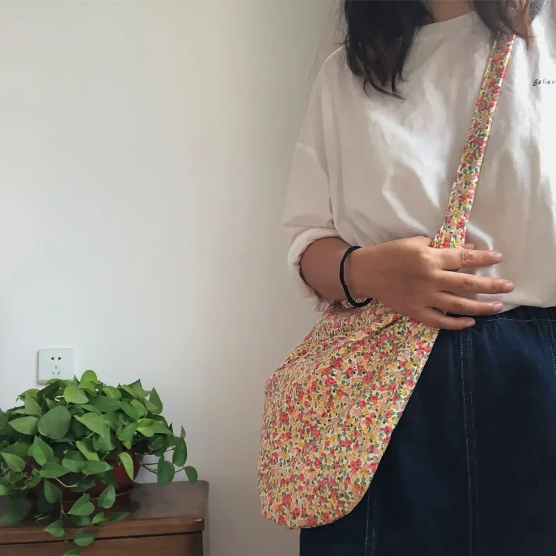 Vintage Flower Women Shoulder Messenger Bags Retro Floral Ladies Daily Shopping Bag Thin Cotton Cloth Female Large Tote Handbags