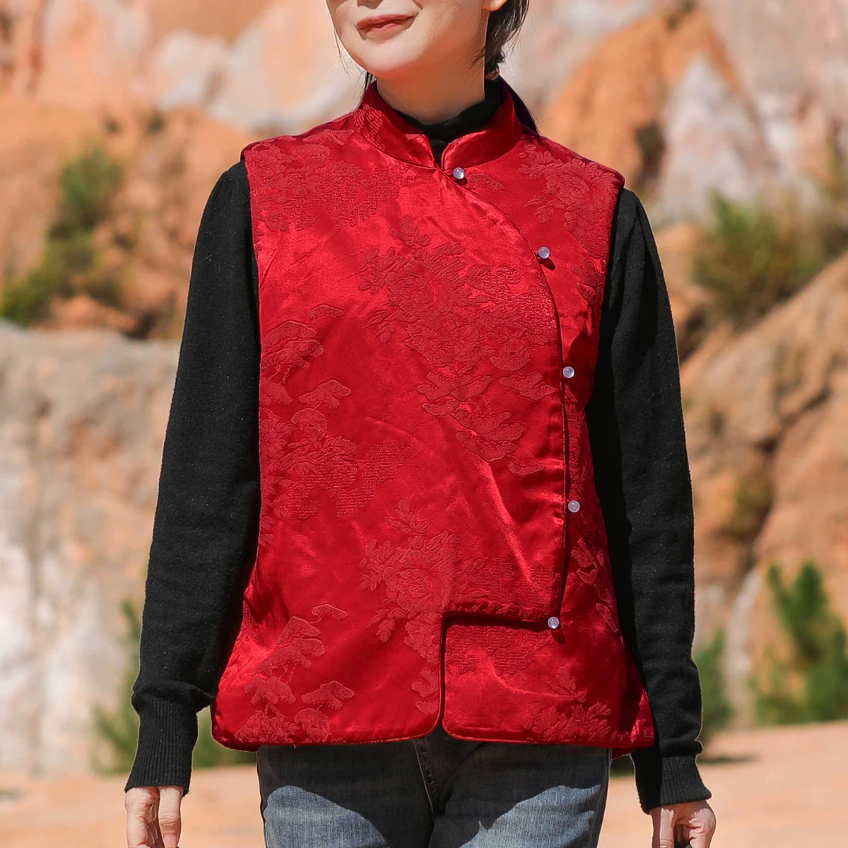 LZJN New Years vibe New Chinese style red jacquard fleece vest Retro national style placket Thickened warm waistcoat