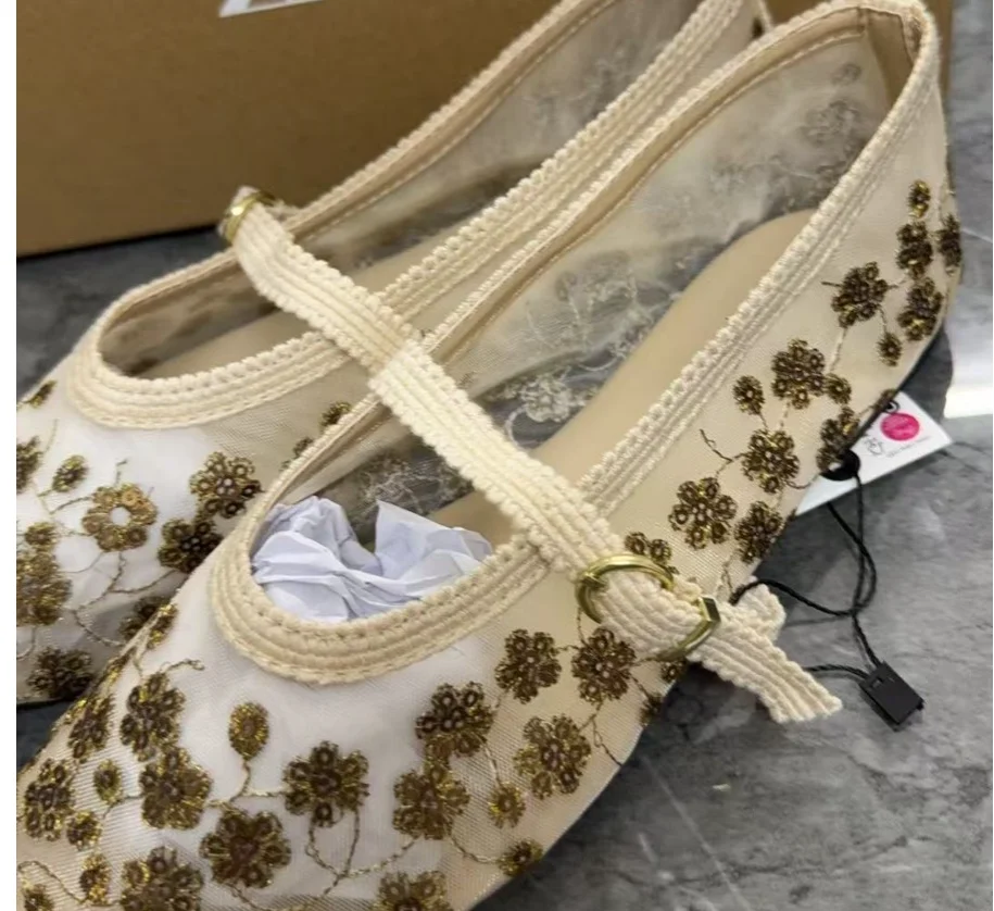 

2026 Spring and Summer New Women's Bright Details Embroidered Decorative Mesh Flower Mesh Ballet Flat Shoes