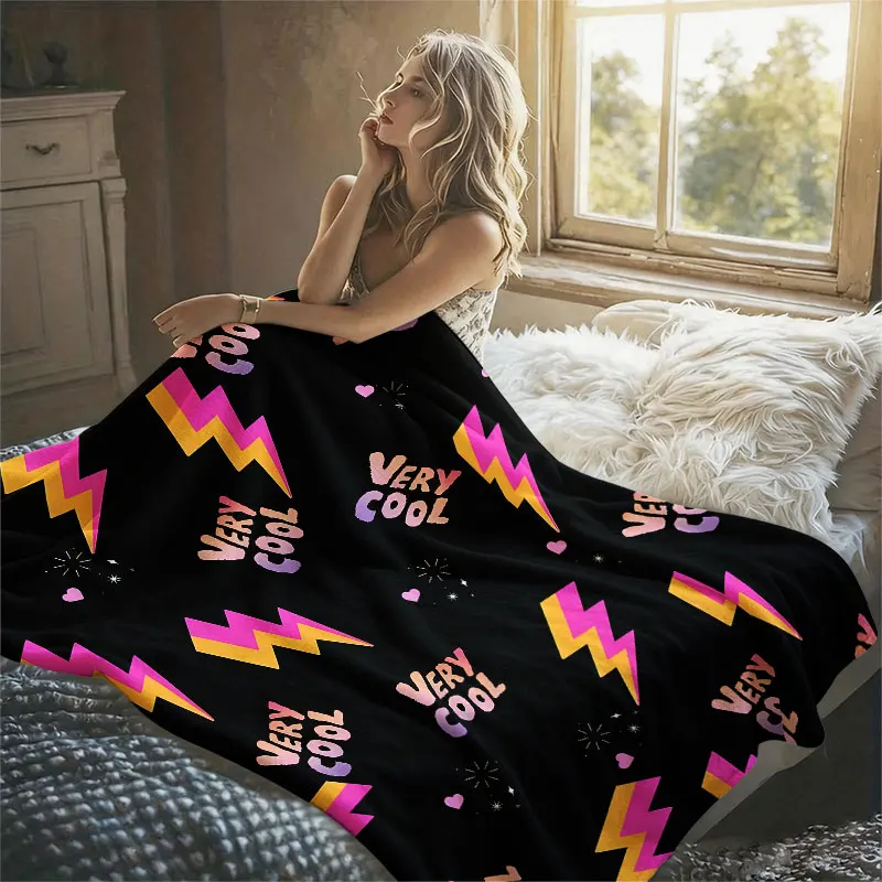 Retro Lightning Bolt Flannel Blanket Warm Soft Halloween Christmas Decorative Couch Warm Cozy All-Season Gift