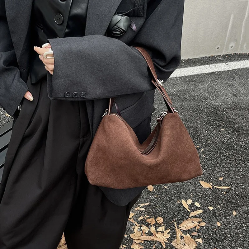 

2026 new Women Suede Bag Female Retro Frosted Cowhide Split Leather Armpit Shoulder Bag Lady Handbag Trendy Crossbody Messenger