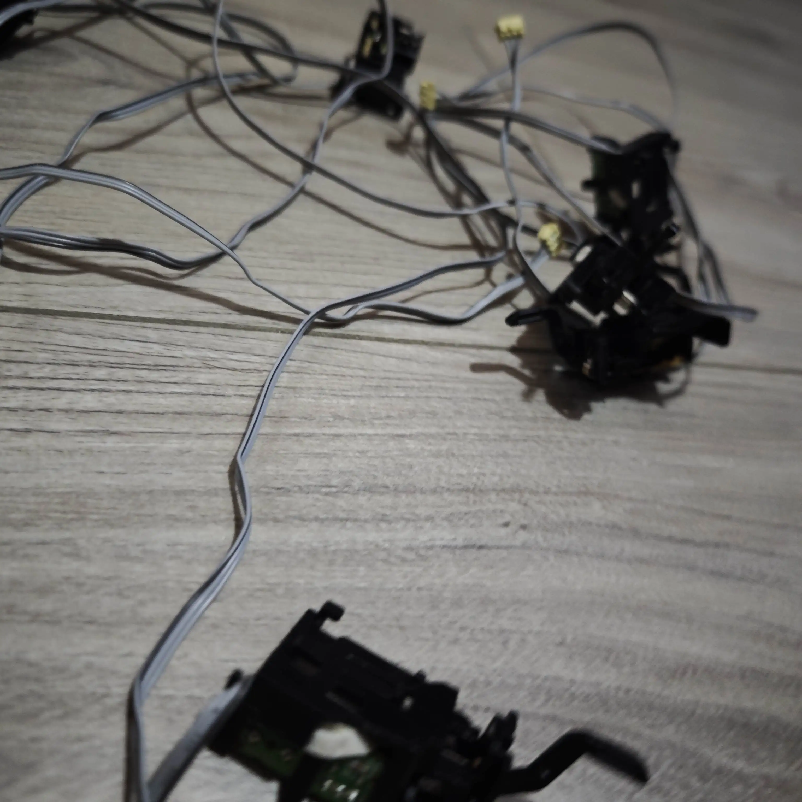 

1 шт. для Epson 1300 1390 1100 1430 1500 2000 L1800, датчик подачи бумаги, детали принтера