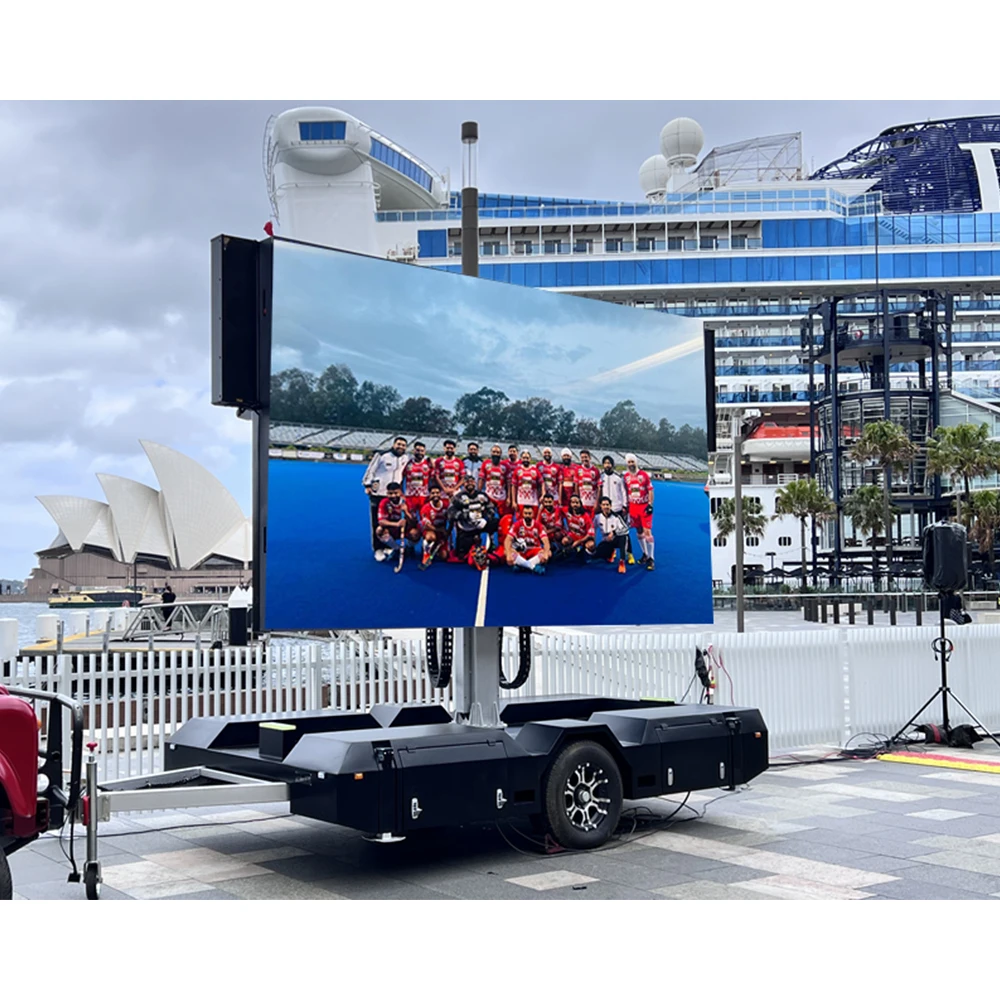 Outdoor Led Trailer 3x2m 9.85 X 6.56 Ft LED Display Screen with Silent Generator