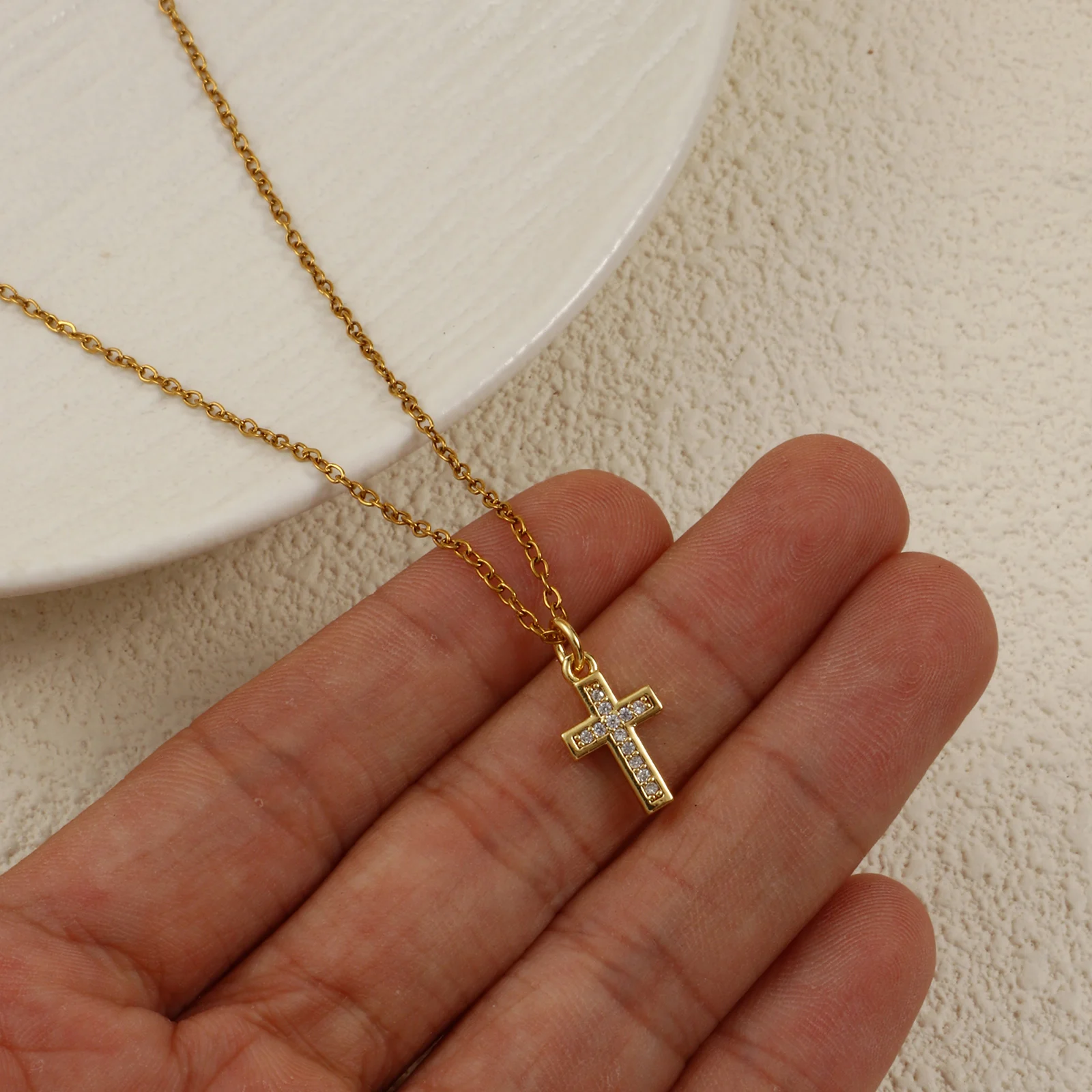 2pcs Cross Brass Charms 18K Gold Plated Cross Micro Pave Clear Cubic Zirconia Pendants for DIY Jewelry Making Findings 18x8mm