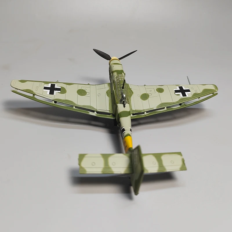 1:100 Scale WWII German JU87 Fighter Jet Military Aircraft Model Diecast Alloy Classic Toy Souvenir Ornament Gift Static Display