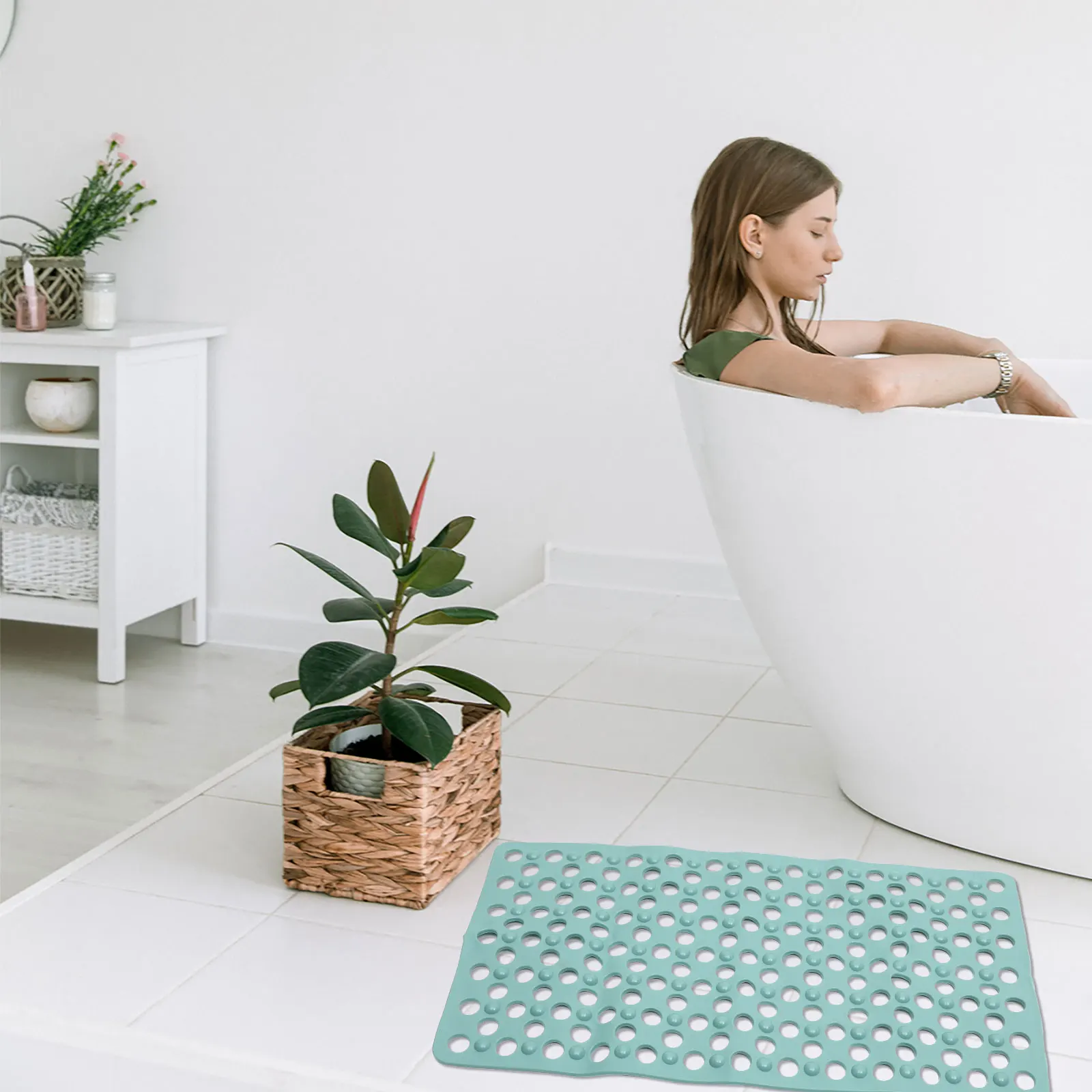 

Non Slip Floor Mat 36x69cm Mars Green Bathing Foot Pad Thickened Drainage Hole Shower Mat for Bathroom Home Hotel Safe Anti Skid