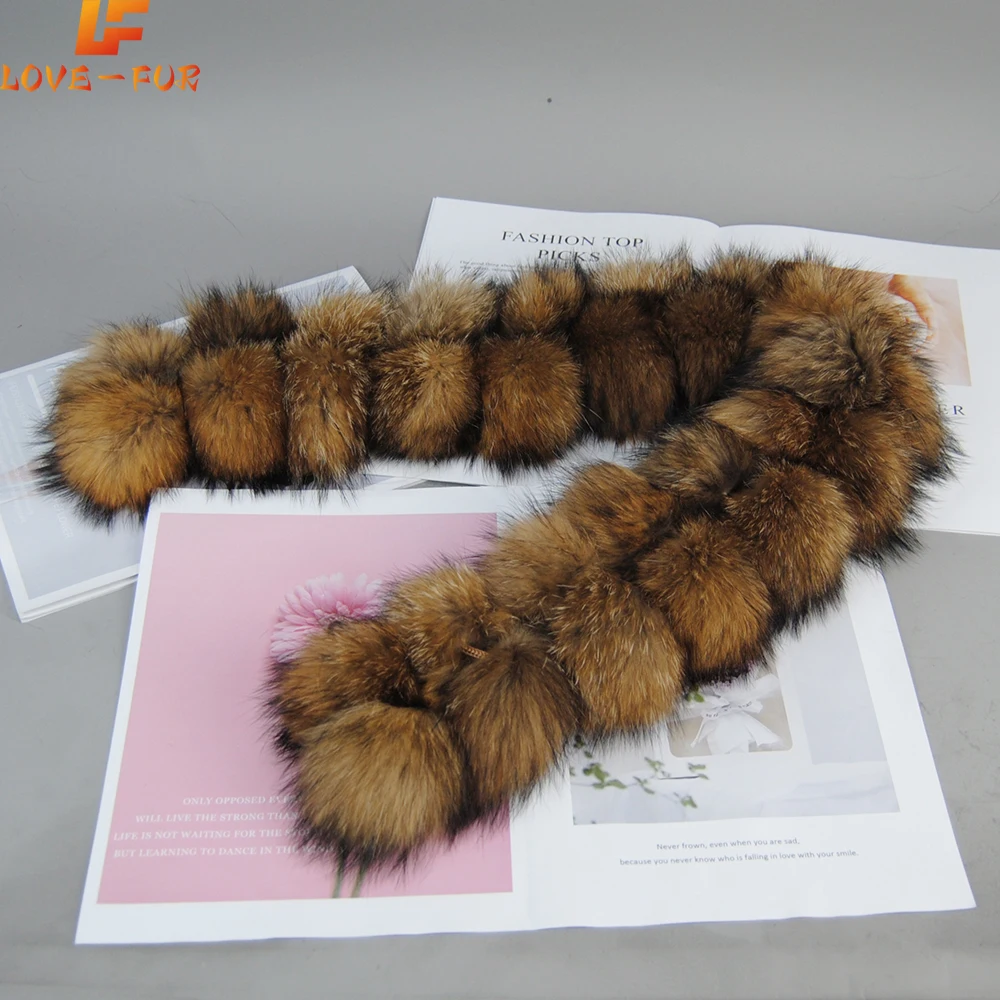 2025 Hot Lady Winter Warm Natural Fox Fur Scarf Fluffy Genuine Fur Muffler Fashion Luxury Women Real Raccoon Fur Scarves Pompom