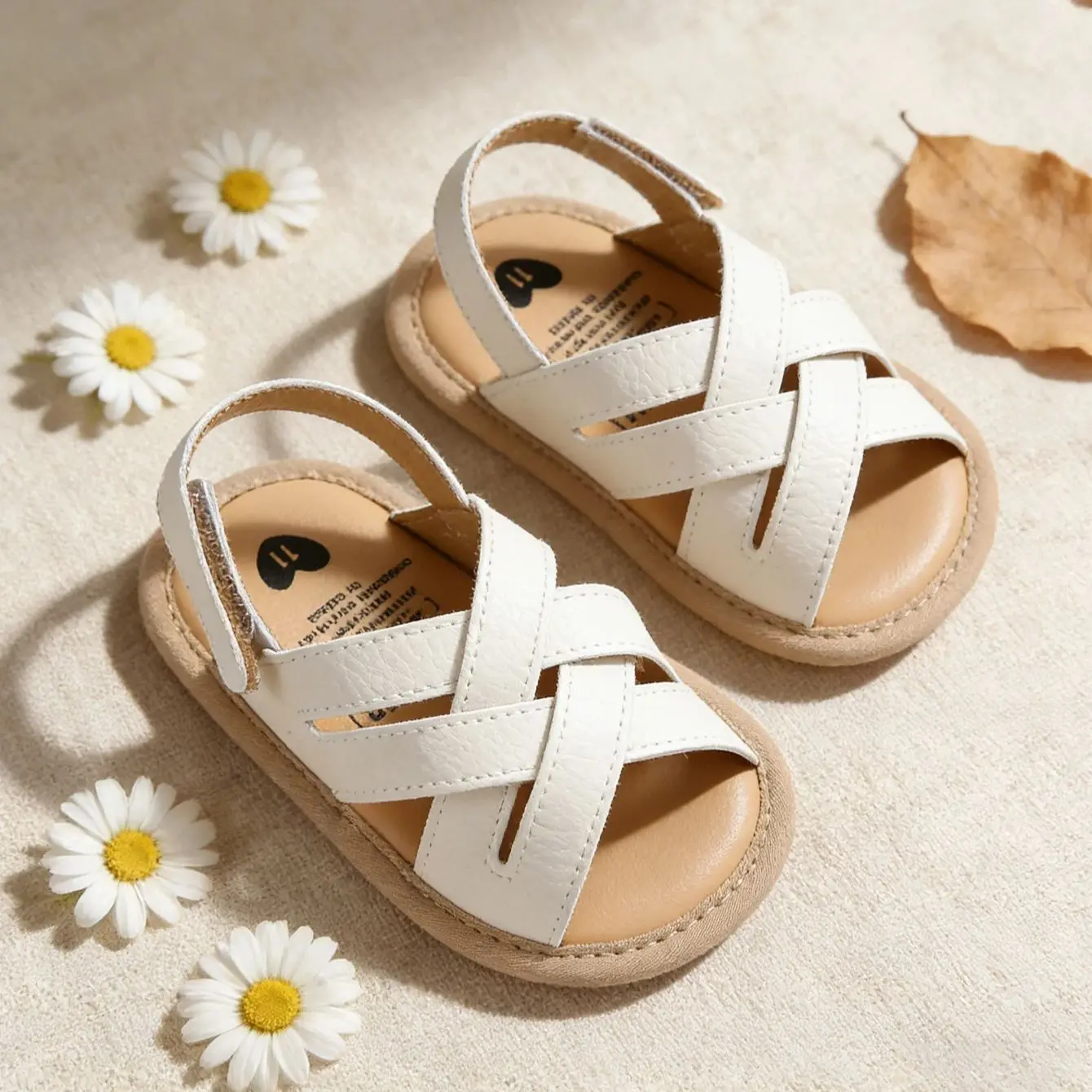 

Baby boys and girls sandals summer flat shoes newborn walking shoes 0-18 months can wear