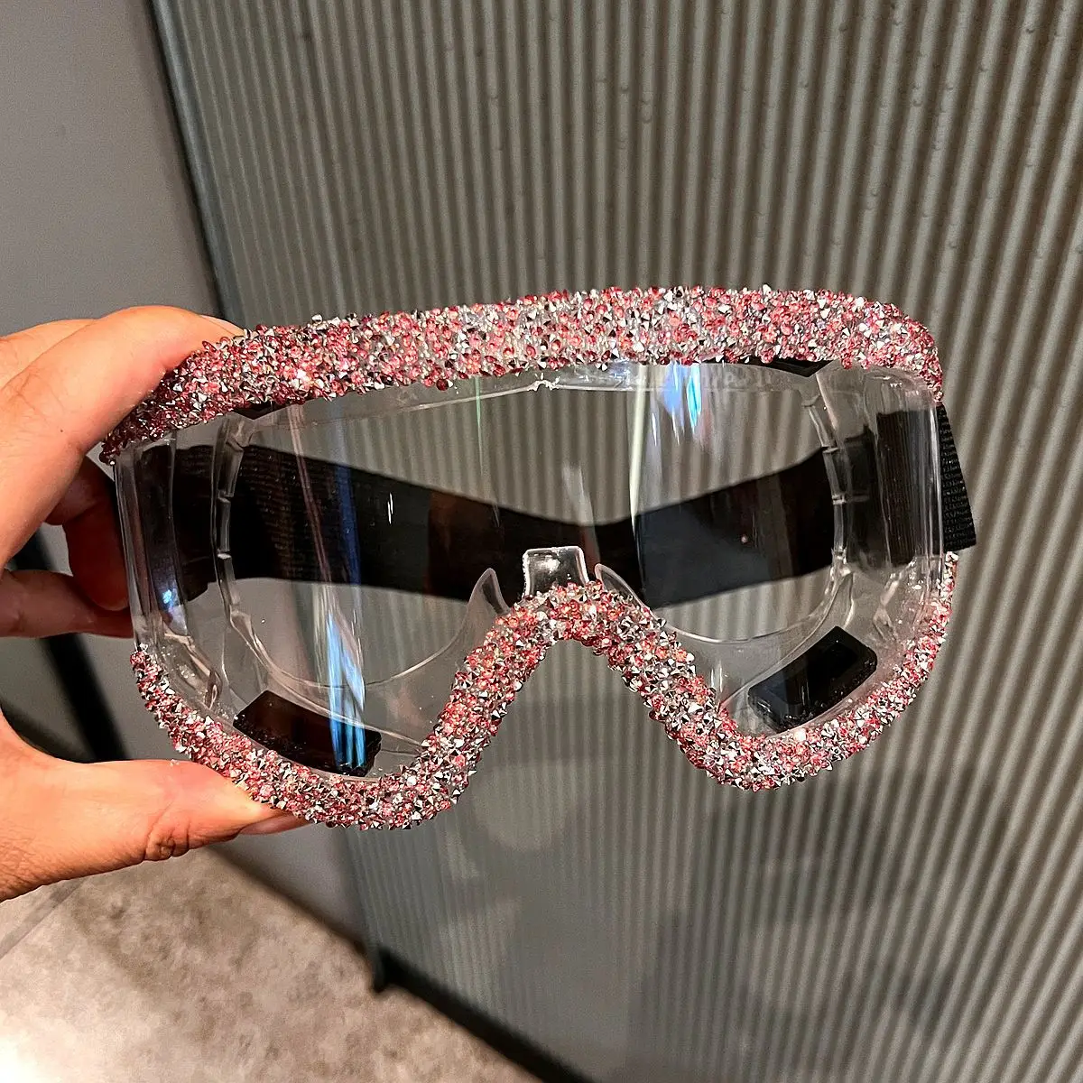 

Спортивные очки с полной отделкой стразами для катания на лыжах, сноуборде, альпинизма, ветрозащитные, пылезащитные, защитные, модель 2026