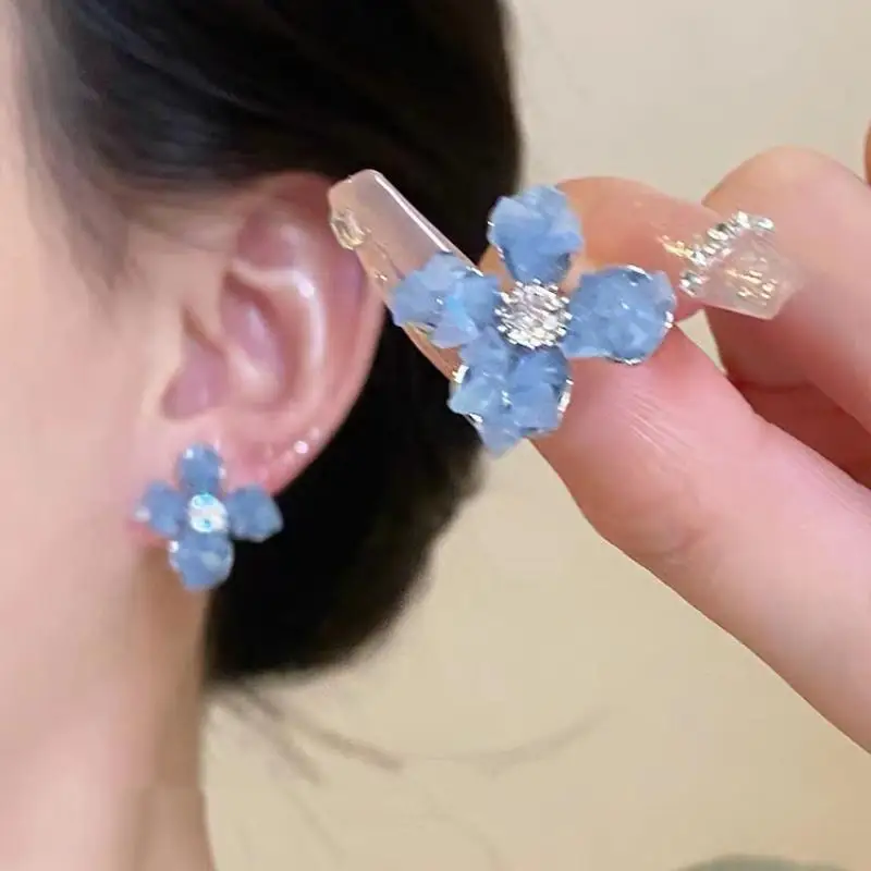 New Fashion Crystal Flower Stud Earrings for Women Exquisite Elegant Dangle Earring Vintage Wedding Party Luxury Jewelry Gift