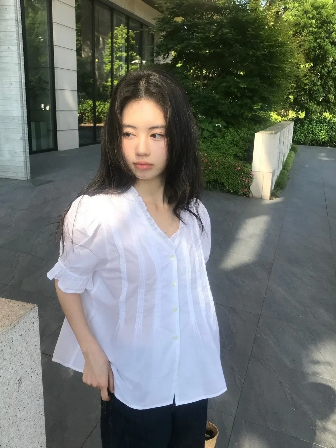 Smoid French Style Cotton Gauze Shirt Women's V-neck Bubble Sleeve Breathable Floral Lace Loose Fit Short Sleeve Button up