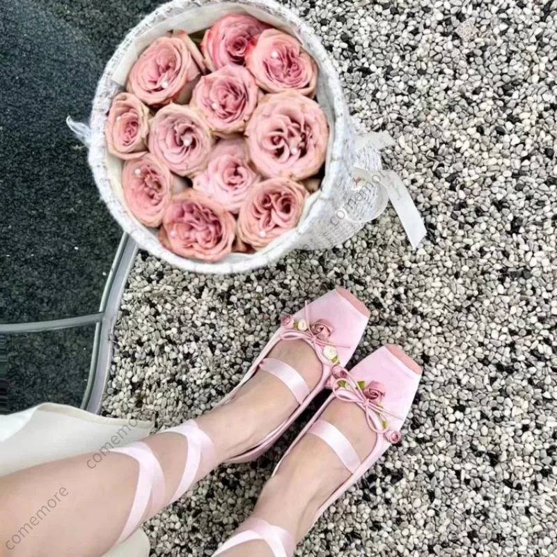 أحذية امرأة الشقق القوس ماري جينس 2025 ربيع جديد لوليتا فستان ساحة تو أحذية مصمم المشي الصنادل الإناث أنيقة Zapatos