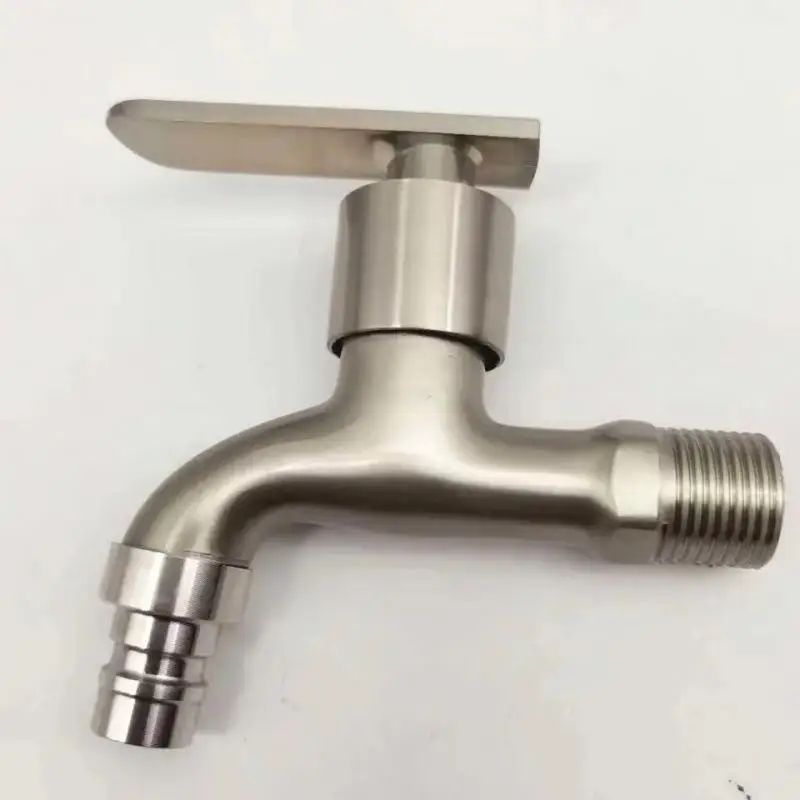 Outdoor Water Tap Heavy Duty Zinc Alloy Rust Resistant Single Lever Handle 1Pcs for Patio Watering
