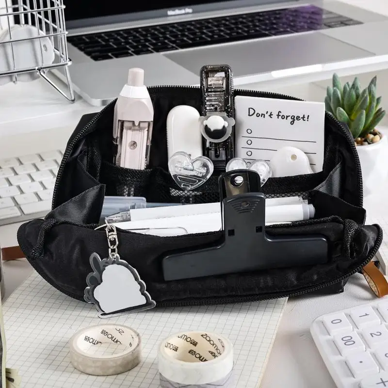 مقلمة قابلة للطي وخفيفة الوزن وقابلة للطي وسعة كبيرة وحقيبة مستحضرات التجميل المحمولة وسحاب ناعم ومتعدد الوظائف