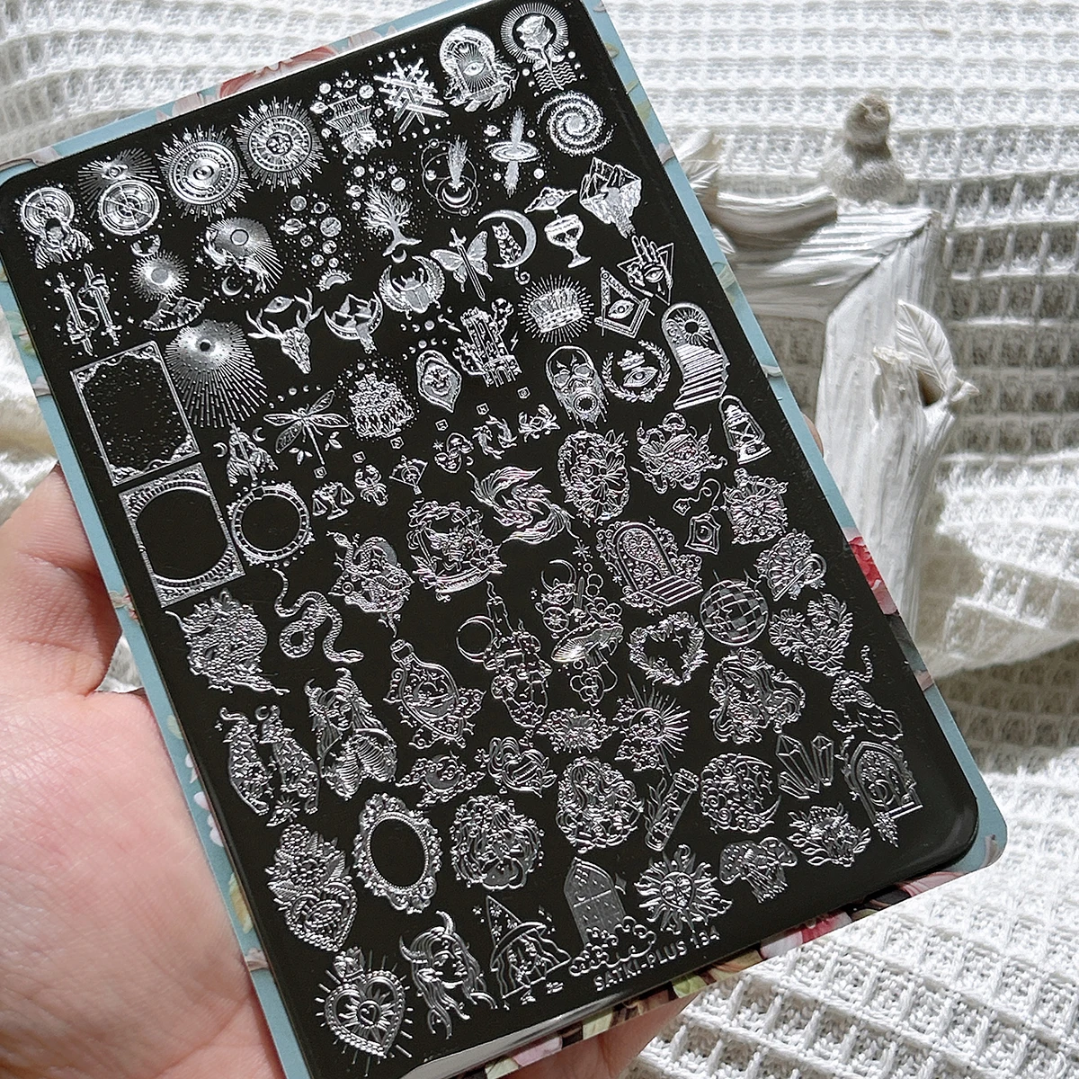 

Nail Art Stamping Plate, Stamping Steel Plate, Beginner-Friendly No-Painting Nail Decoration Template, Devil's Eye, Bohemian Tarot Elements, Nail Art Stamping Template, Transparent Transfer Silicone Stamping Steel Plate, Quick Nail Art Tool for Lazy Peopl