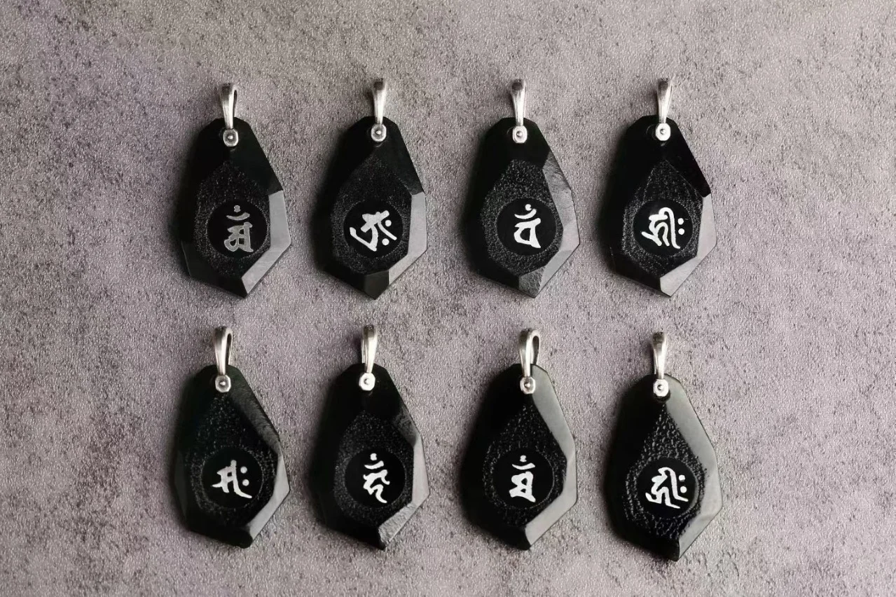 

925 Silver Natural Nephrite Irregular Pendant Hetian Black Jade Falling Stone Double-side Wear Necklace Men Blessing Jewelry