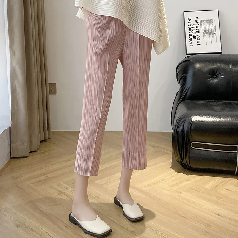 

YUDX Miyake Pleated Pencil Pants 2023 Summer New High-end Temperament Hundred with Thin Pants + Solid Color Sleeveless Top