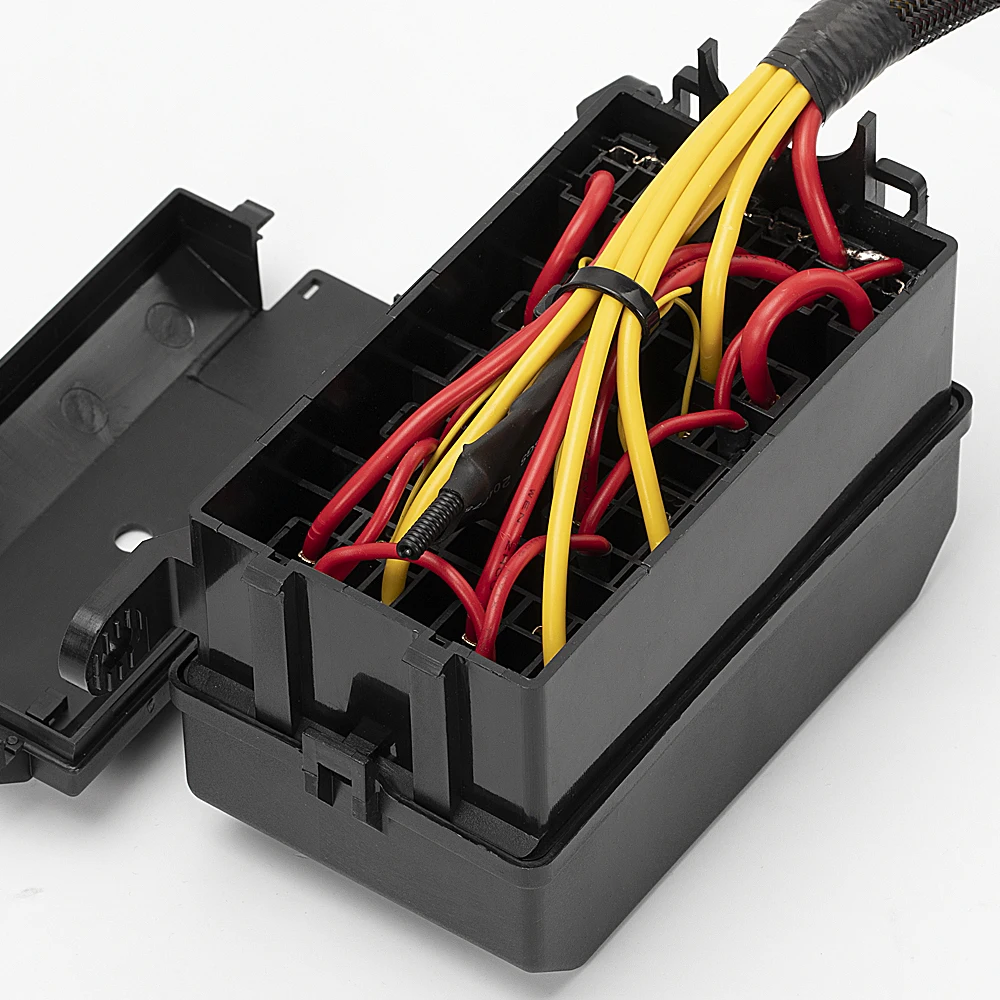 6 Way 4 Pin Waterproof Auto Marine Relay Box 12V 40A 6 Slot Blade Fuse Panel Mount Box with Wired Remote Control