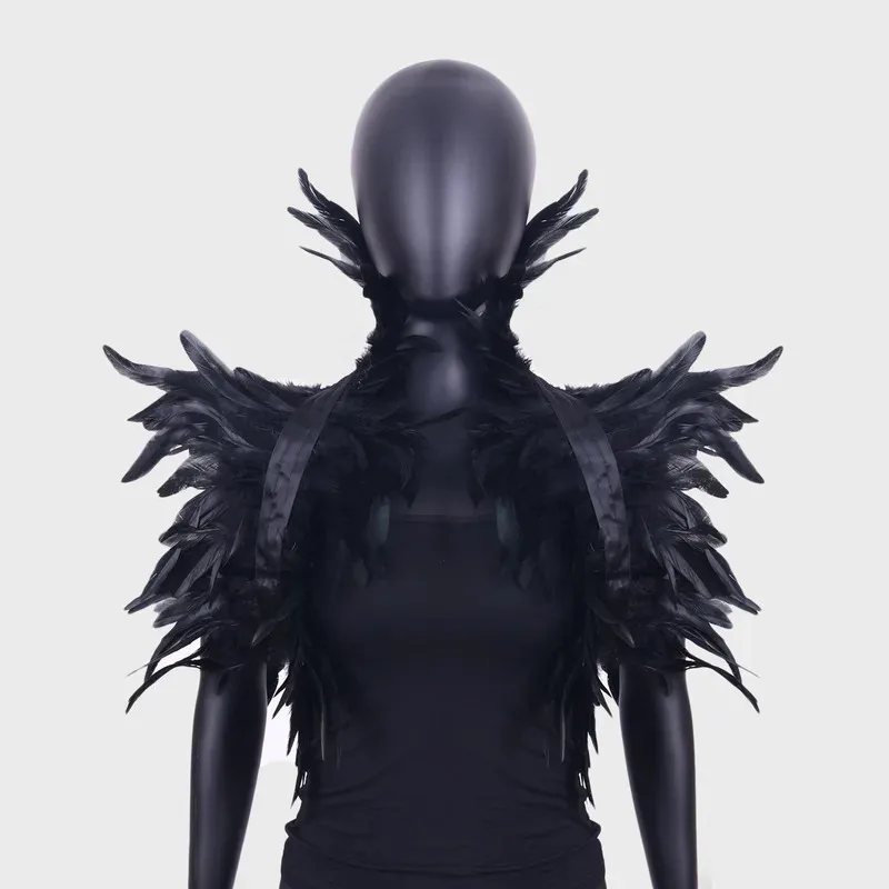 Capa de plumas gótica para Halloween y eventos especiales - imagen 3